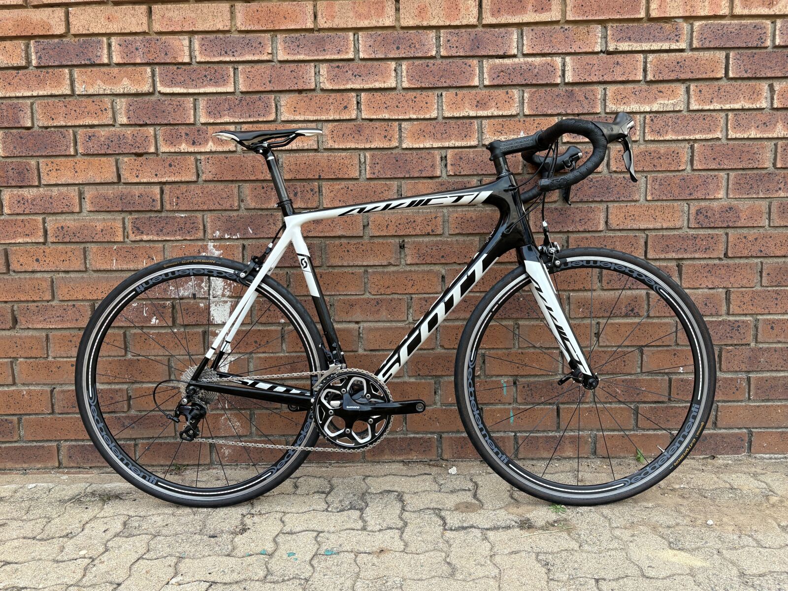 Scott Addict 30 Carbon Fibre Road Bike